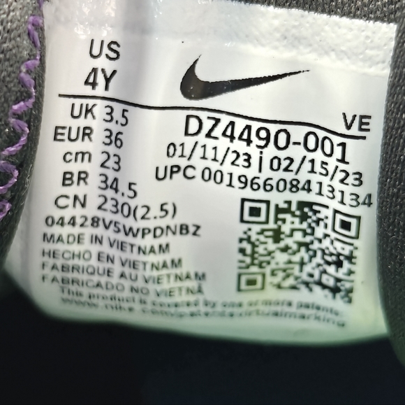 4Y Nike Run Flow Teal Nebula Volt Black DZ4490-001 Easy on/off Running Sneakers - Picture 11 of 11